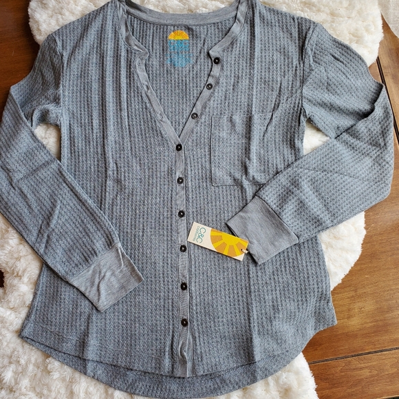 C&C California grey waffle knit henley top - Picture 2 of 7